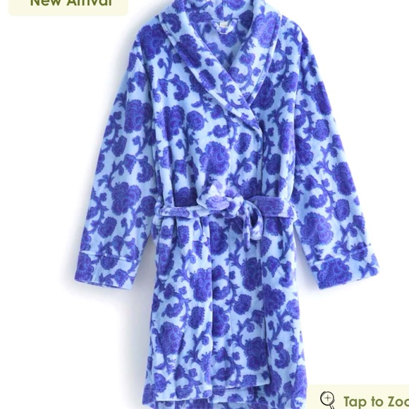 Vera Bradley Fleece Robe NWT - Picture 1 of 4